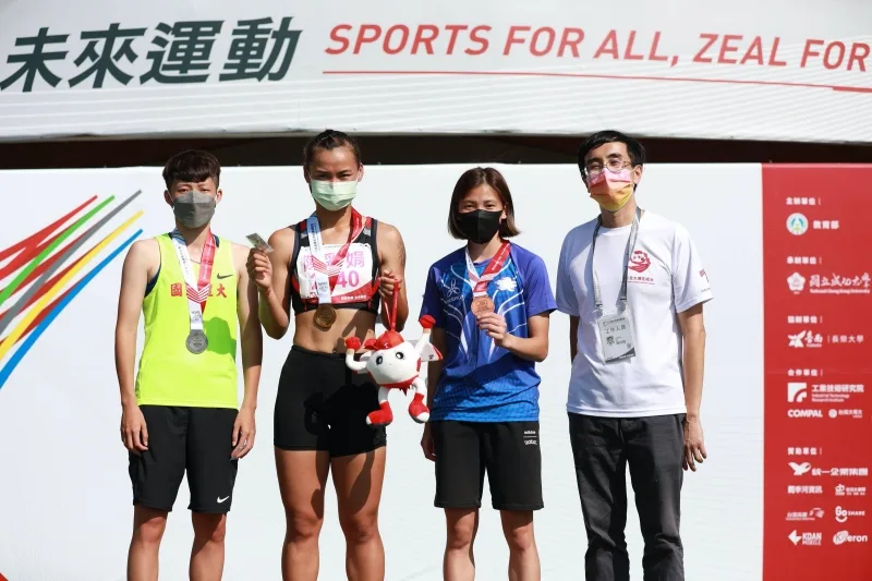 熱情如火的110年全大運，一座專屬於你的客製化獎盃設計