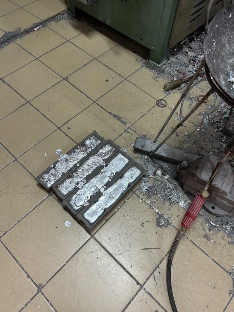 S 13254784 - 2025 文洋獎盃