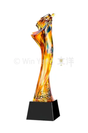 龍行天下