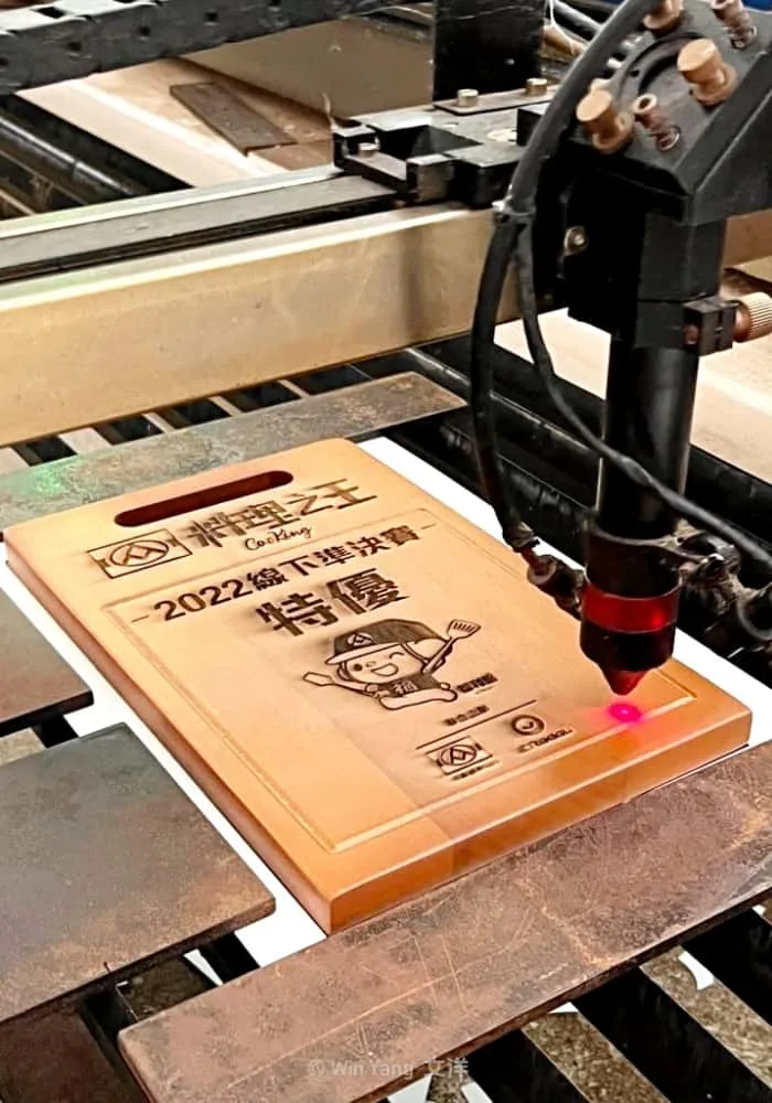 全聯料理之王獎盃設計雷雕過程